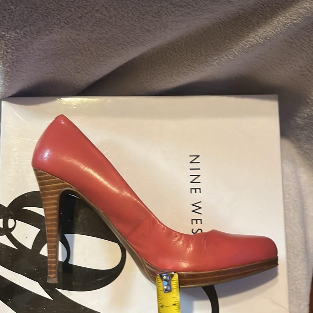 Nine West heels - Picture 5 of 5